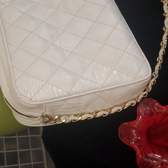 Chanel Bag with COA - Picture 8 of 16